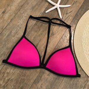 Pink Victoria’s Secret bikini hot pink 👙